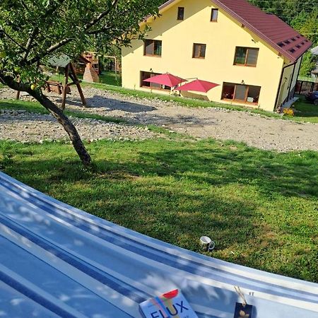 Hotel Viata La Tara Cerna à Cerna  Extérieur photo
