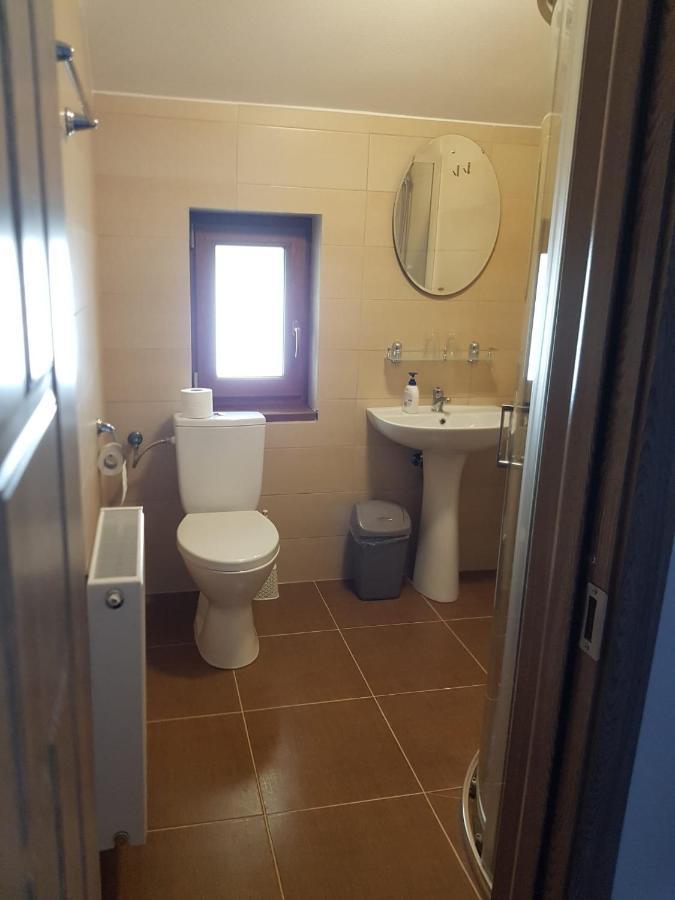 Hotel Viata La Tara Cerna à Cerna  Extérieur photo